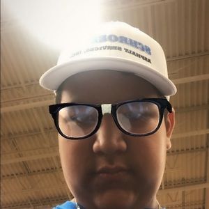 Meet your Posher, Juan c